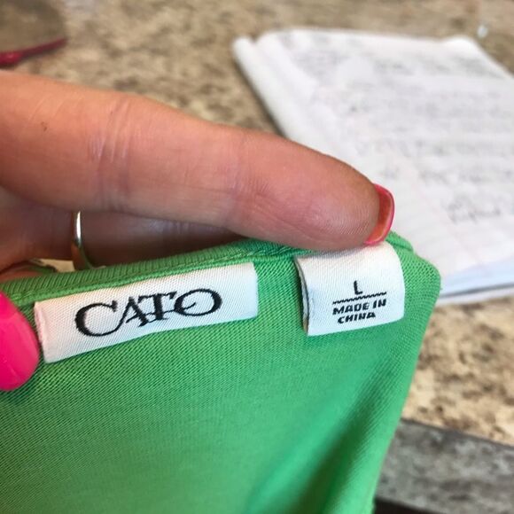 Cato Green Blouse with Puffed Sleeves - Large - Picture 5 of 7